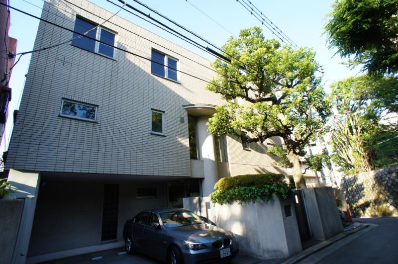 Okada House