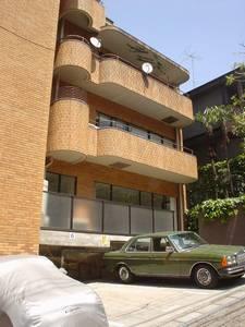 OAK HOUSE