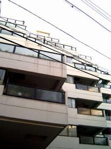 Akasaka Pine Crest Court