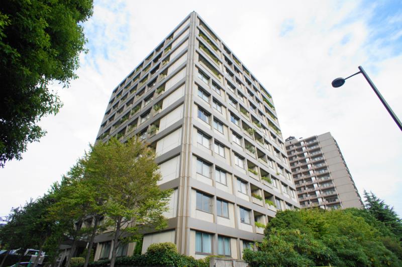 Exterior of Ark Forest Terrace 9F