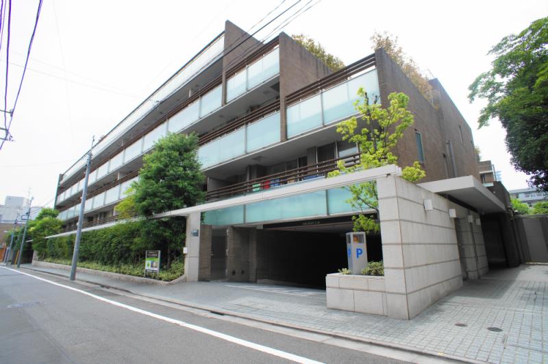 ラ・トゥール市谷砂土原 2F の外観写真