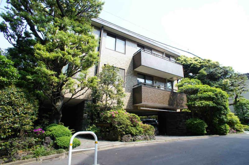 Exterior of Homat Baron 2F