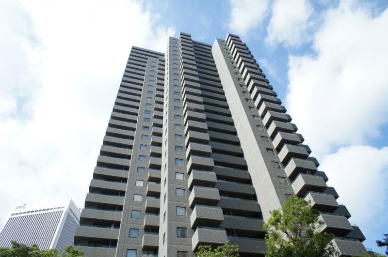 Exterior of Izumi Garden Residence 25F