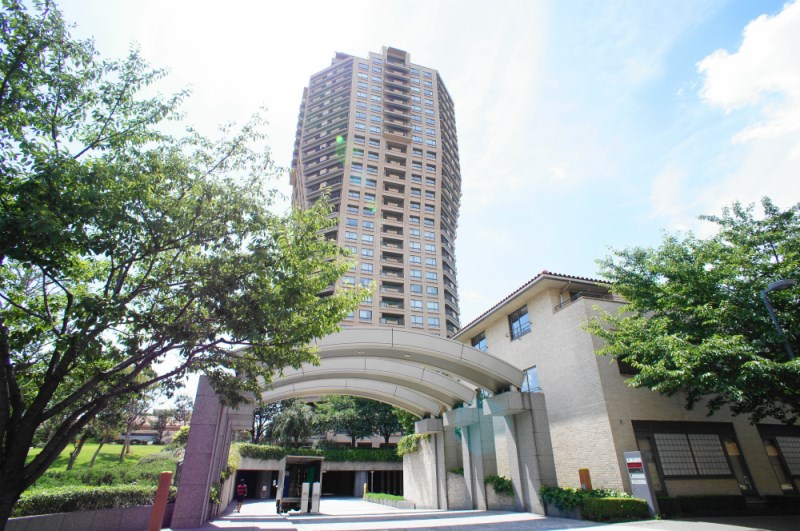 Exterior of 元麻布ヒルズフォレストタワー