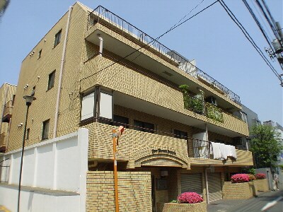Exterior of Lions Mansion Harajuku