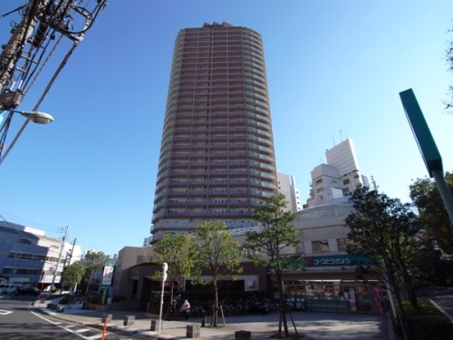 Exterior of LAUREL COURT SHINJUKU TOWER