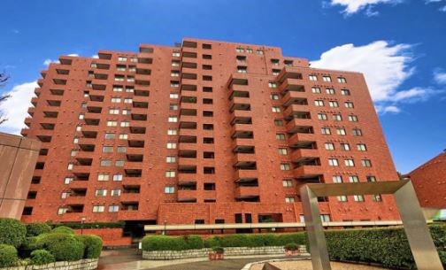 Exterior of Pair City Renaissance