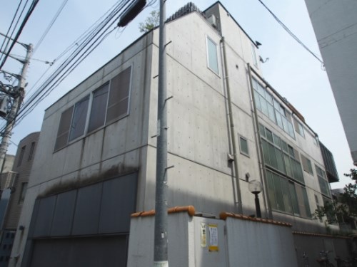 Exterior of Minamiaoyama FETO