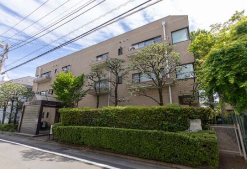 Exterior of Verde Court Tsurumaki