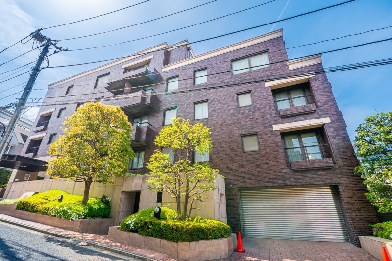 Exterior of ROI VERT Ichigaya-sanaizaka