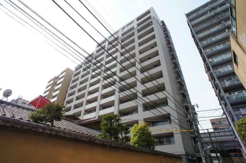 Exterior of Olympiad 麻布霞坂