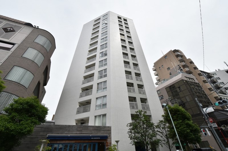 Exterior of TOUR BLANCHE AZABU