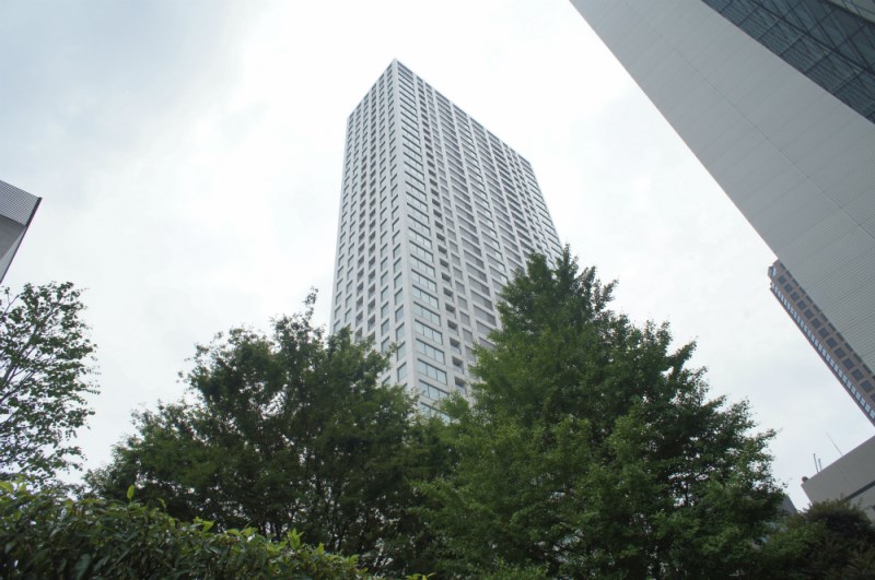 Exterior of Toranomon Towers Residence
