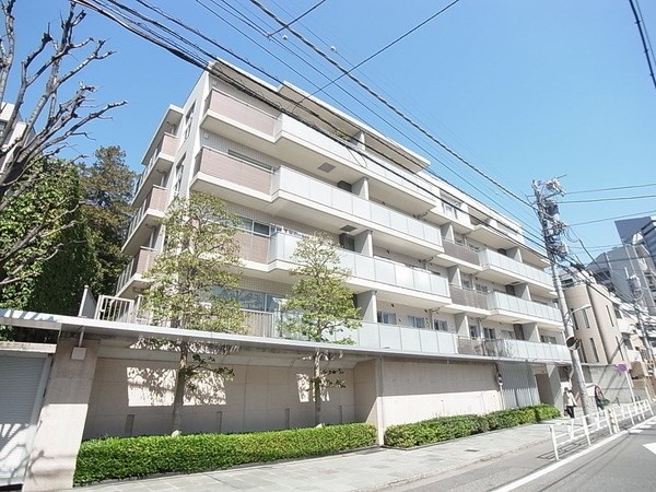 Exterior of 南平台公寓