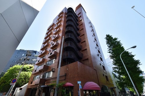 Exterior of Minamiaoyama Takagicho Heights