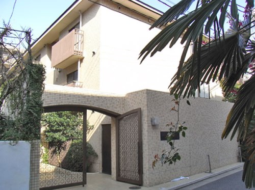 Exterior of 神宮前プリンスハイツ