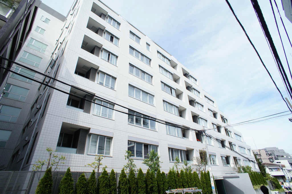 Brillia Daikanyama Prestige Condominium for Sale in Tokyo PLAZA HOMES
