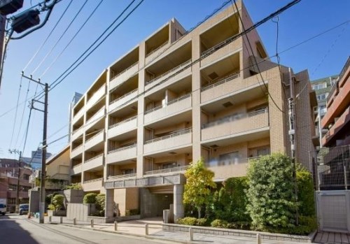 Exterior of Crescent Meguro-Hanabusayama