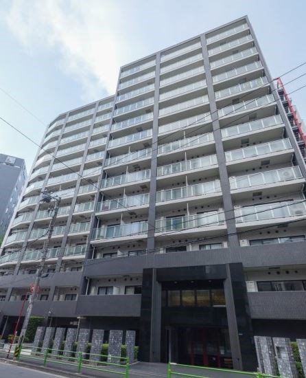 Exterior of Compartment Tokyo Chuo
