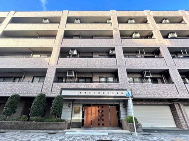 Exterior of IL Sant Yoyogi-uehara