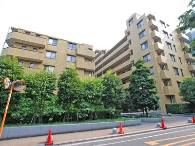 Exterior of Akasaka Apartment
