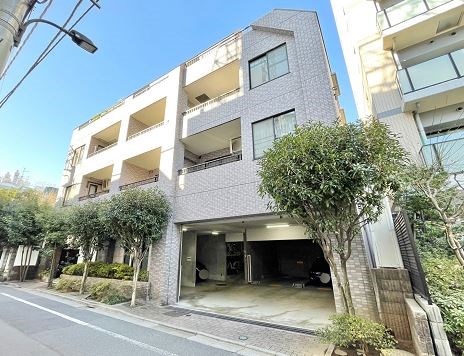 Exterior of セザール市谷田町