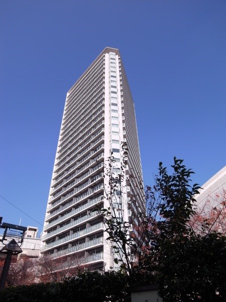 Exterior of プリズムタワー