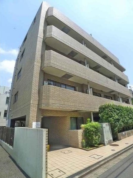 Exterior of ルーブル白金