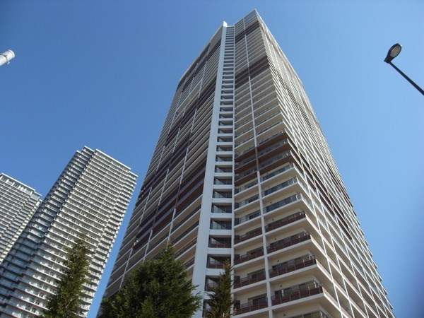 Exterior of Park Tower Shinonome