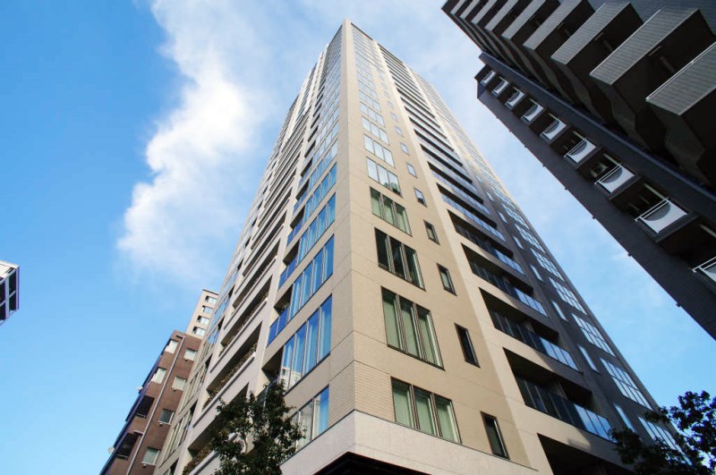 Exterior of Proud Tower Takanawadai