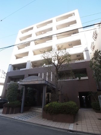 Exterior of サーラ・コモド都立大学