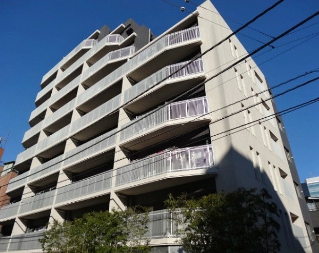 Exterior of CREVIA Kagurazaka