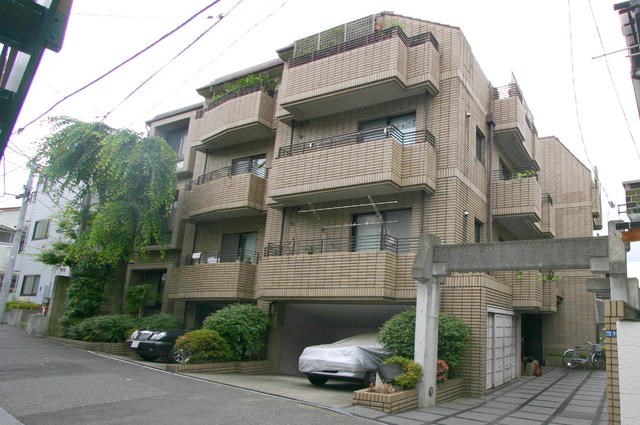 Exterior of グランドメゾン北新宿
