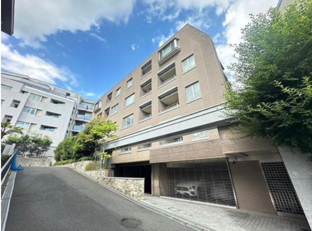 Exterior of パークナード四谷