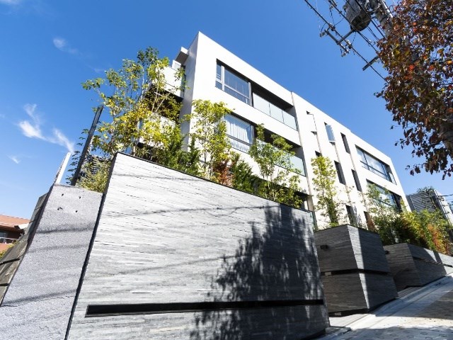 Exterior of Open Residencia Yoyogi-uehara