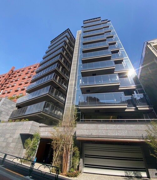 Royal Season Azabunagasaka Condominium for Sale in Tokyo PLAZA HOMES