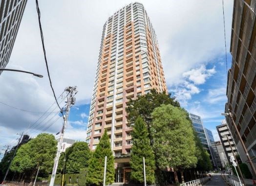 Exterior of Proud Tower Shibuya