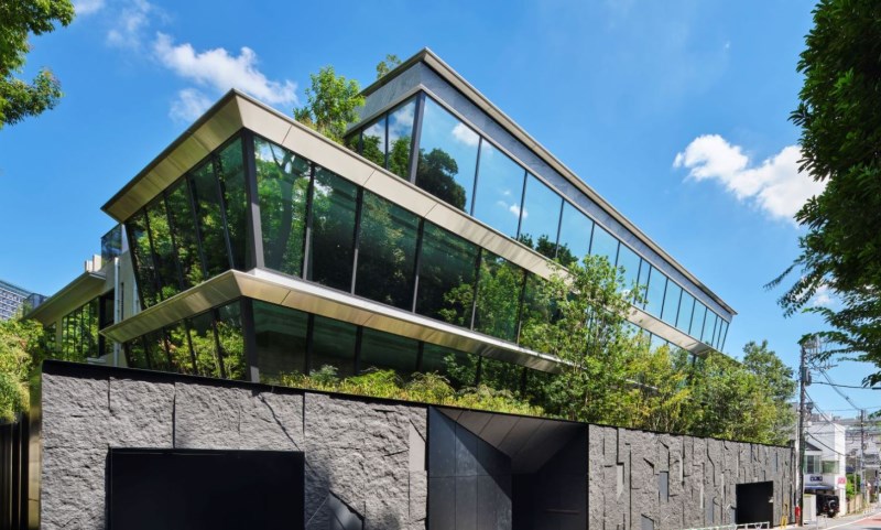 Exterior of Premist Nanpeidai