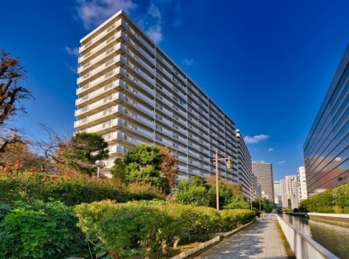 Exterior of Mita National Court 7F