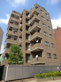 Exterior of Famille Grand Jingu Gaiemmae 6F