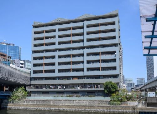 Exterior of Crest Form Tamachi Bay Front Square 11F