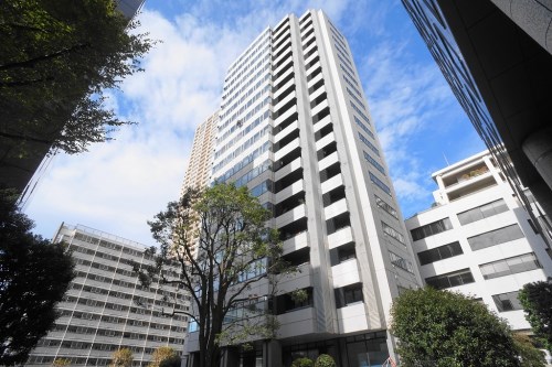 Exterior of AXIA Aoyama 7F
