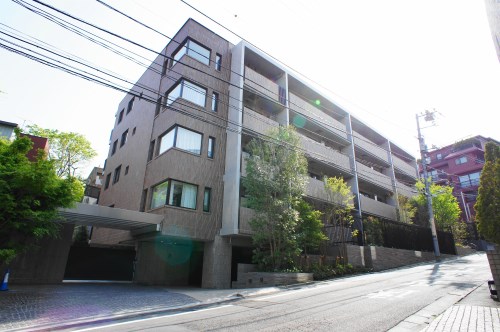 Exterior of The Parkhouse Motoazabu 4F