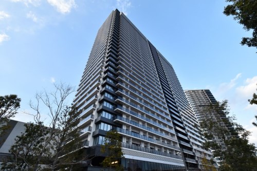 Exterior of GLOBAL FRONT TOWER 17F