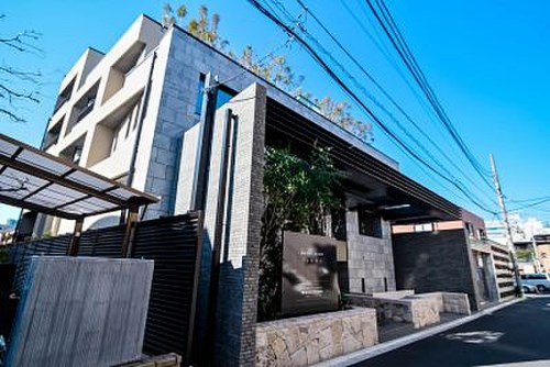 Exterior of GEO MINAMIAOYAMA 4F