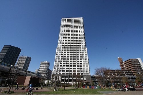 Exterior of TOKYO SEA SOUTH BLANC PHARE 29F