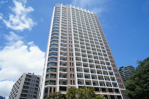 Exterior of Park Court Roppongi Hill Top 21F