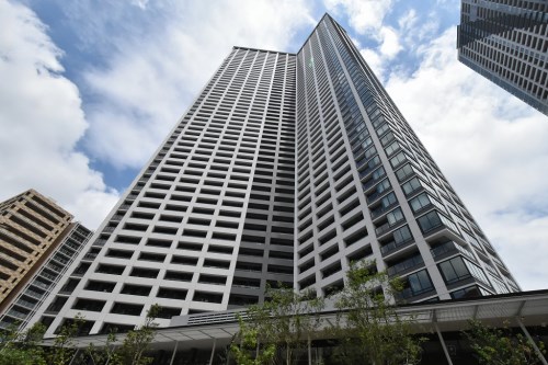 Exterior of KACHIDOKI THE TOWER 14F
