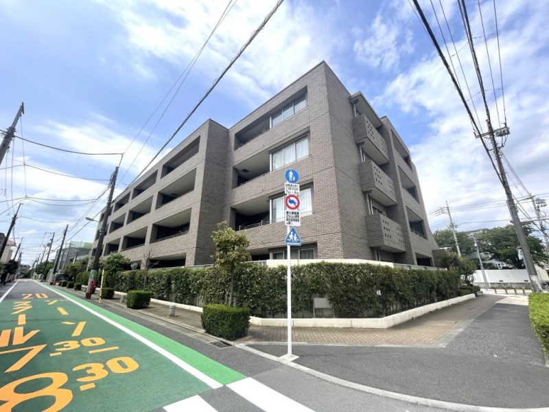Exterior of グランヴェール弦巻 1F