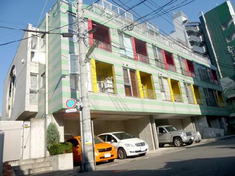 Exterior of Cynthia Sangenjaya Residence Cafe 5F